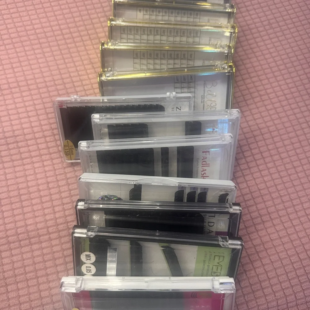 Long Eyelash Extension bundle - Picture 7 of 13